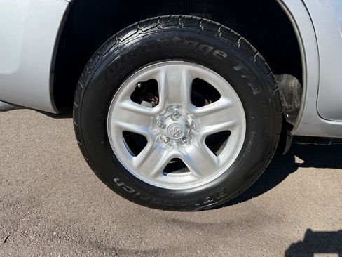 Used 2010 Toyota RAV4 2WD image 11