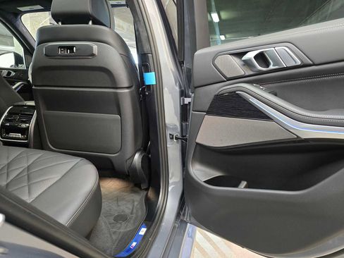 New 2026 BMW X5 xDrive50e w/ M Sport Package AWD/4WD image 29