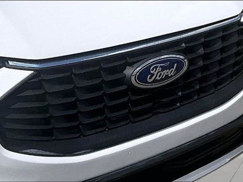 Certified 2023 Ford Escape Active AWD/4WD image 28
