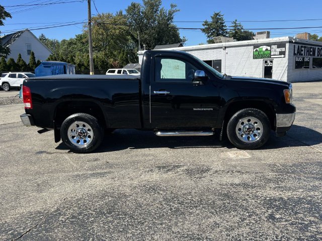 Used 2010 GMC Sierra 1500 W/T w/ Work Truck Preferred Package RWD image 6
