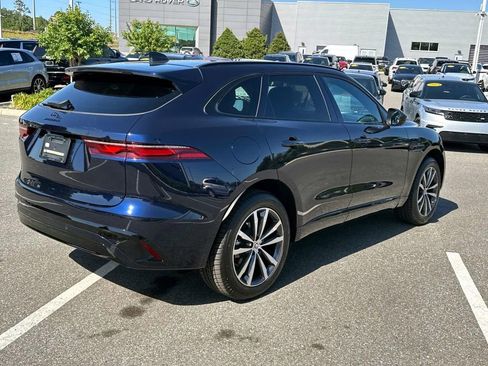 New 2025 Jaguar F-PACE R-Dynamic S image 6