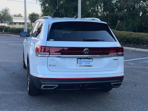 New 2026 Volkswagen Atlas SEL image 7