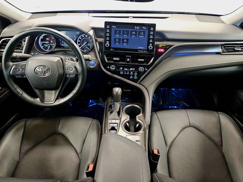Used 2023 Toyota Camry XSE image 13