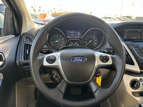 Used 2014 Ford Focus SE image 13