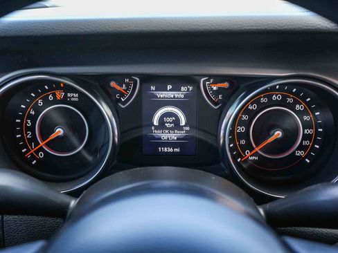 Used 2023 Jeep Gladiator Sport AWD/4WD image 25