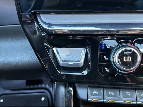 Used 2023 GMC Sierra 1500 AT4X image 27