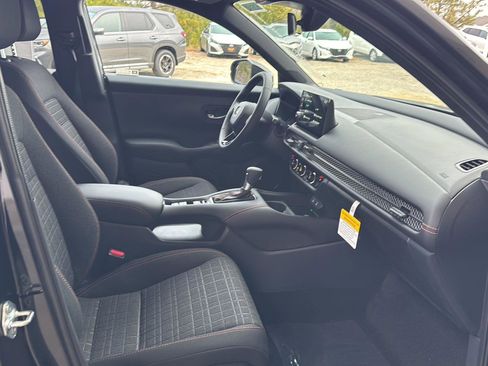 New 2026 Honda HR-V Sport image 10