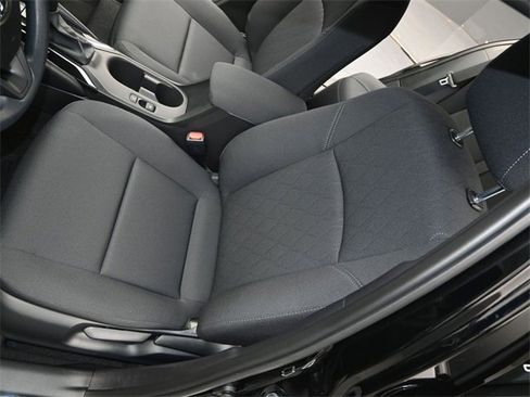 Used 2026 Toyota Corolla LE image 9