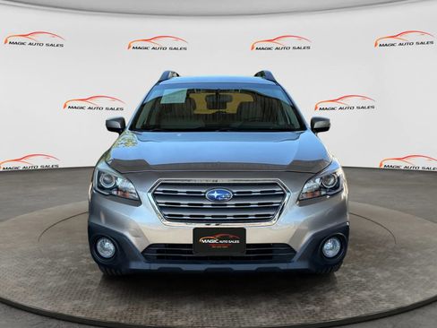 Used 2015 Subaru Outback 2.5i Limited AWD/4WD image 3