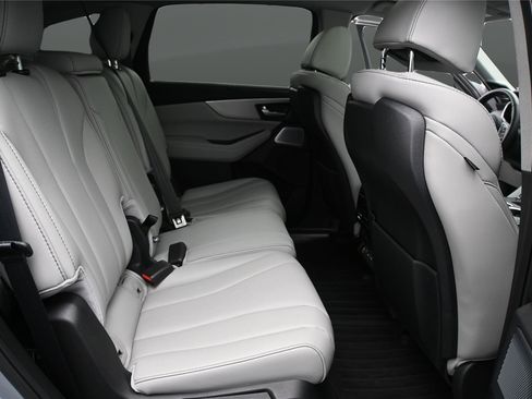 Certified 2026 Acura MDX FWD w/ Technology Package image 17
