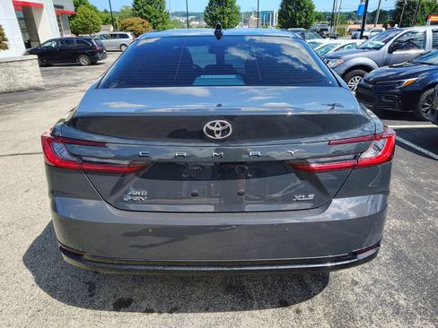 Used 2025 Toyota Camry XLE w/ Premium Plus Package AWD/4WD image 5