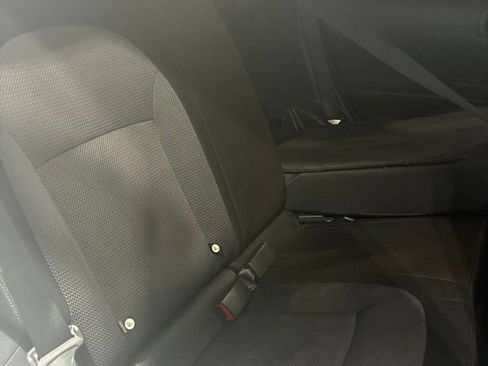 Used 2012 Nissan Rogue SV w/ Premium Pkg FWD image 31