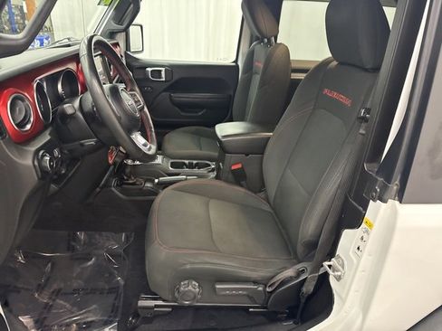 Used 2023 Jeep Wrangler Rubicon w/ Cold Weather Group image 4