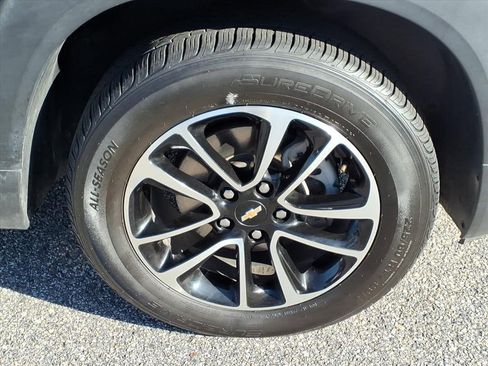 Used 2025 Chevrolet TrailBlazer LT image 5