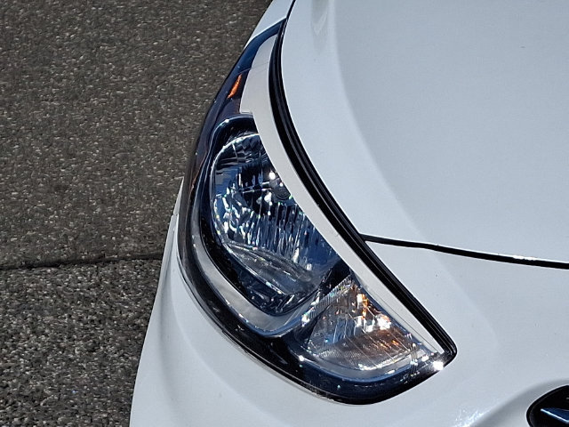 Used 2017 Hyundai Accent SE FWD image 24