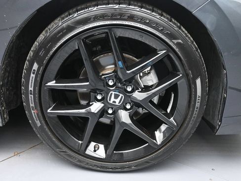 Certified 2025 Honda Civic Sport image 13