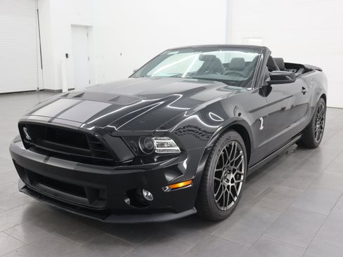 Used 2014 Ford Mustang Shelby GT500 RWD image 50