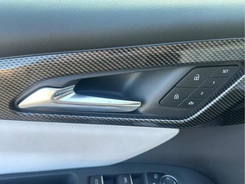 New 2026 Chevrolet Traverse High Country image 23