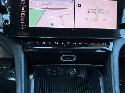 New 2026 Jeep Grand Cherokee L 2WD image 29