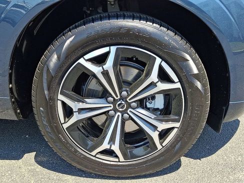 Used 2022 Volvo XC60 B5 Momentum w/ Climate Package AWD/4WD image 26