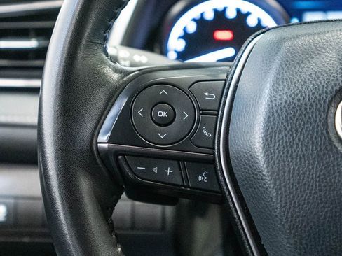 Used 2023 Toyota Camry SE image 18