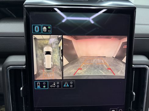 Used 2026 GMC Yukon Denali w/ Sun & Power Step Package image 23