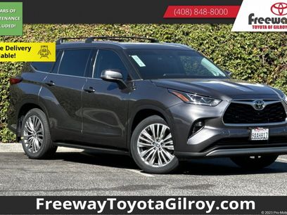 Used 2022 Toyota Highlander Platinum