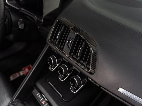 Used 2017 Audi R8 V10 AWD/4WD image 62
