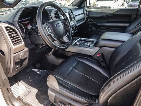 Used 2019 Ford Expedition XLT w/ Equipment Group 201A image 16
