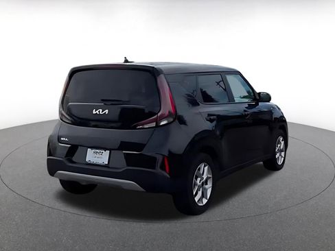 Used 2025 Kia Soul LX w/ LX Technology Package image 14