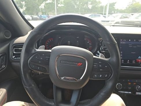 Used 2025 Dodge Durango GT AWD/4WD image 16