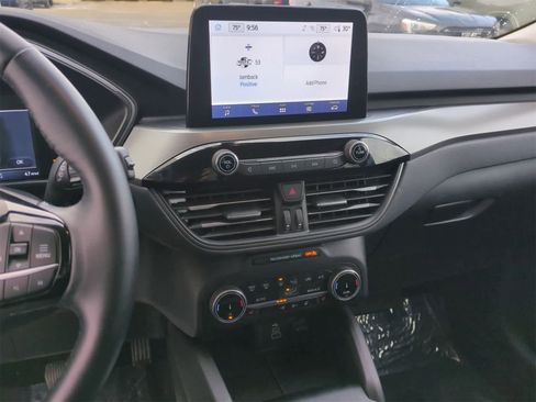 Used 2024 Ford Escape Active image 26