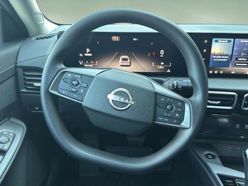 New 2026 Nissan Sentra SV FWD image 9