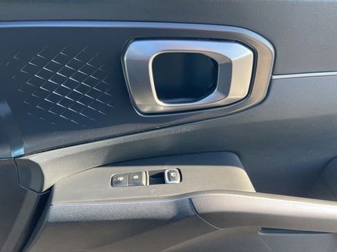 Used 2024 Kia Sorento S image 38