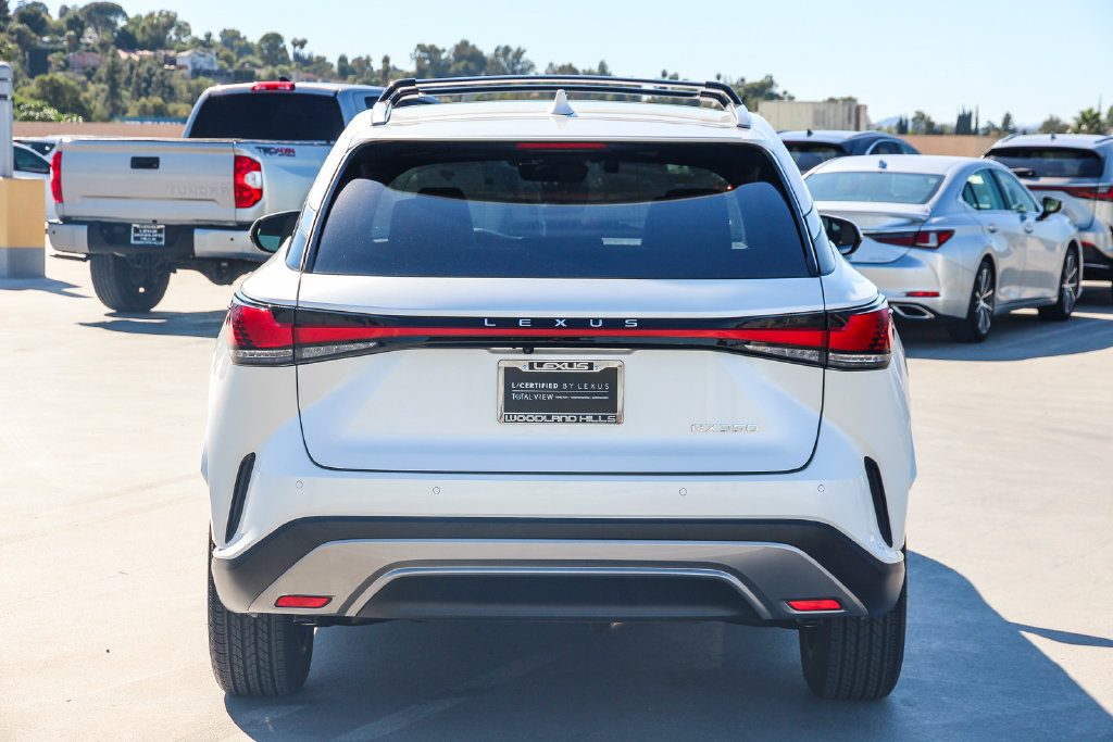 Certified 2025 Lexus RX 350 FWD w/ Accessory Package image 6