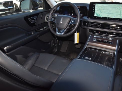 New 2026 Lincoln Aviator Reserve w/ Illumination Package image 16