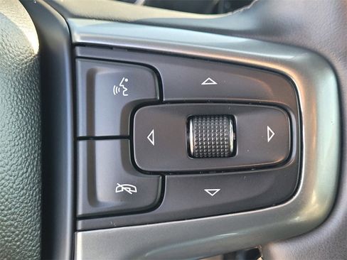 Used 2025 Chevrolet Silverado 3500 LTZ w/ LTZ Premium Package image 24