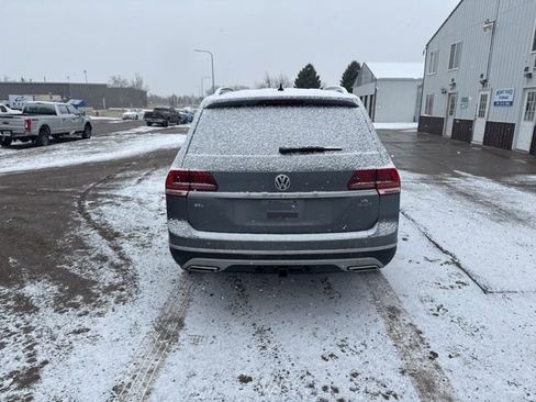 Used 2020 Volkswagen Atlas SEL R-Line image 6