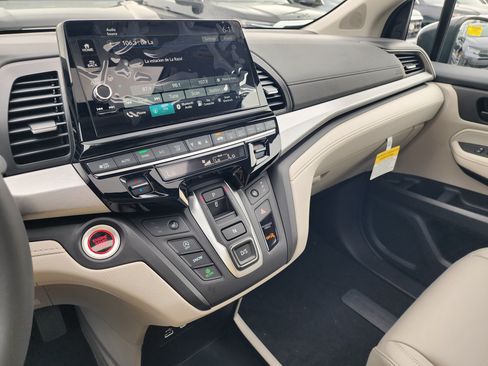 New 2026 Honda Odyssey EX-L image 9