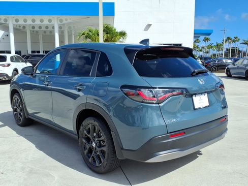 Used 2024 Honda HR-V Sport image 12