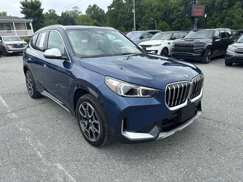 Used 2024 BMW X1 xDrive28i w/ Premium Package AWD/4WD image 2