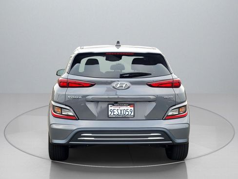 Certified 2023 Hyundai Kona SE w/ Cargo Package image 7