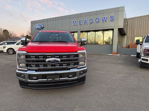 Used 2024 Ford F350 Lariat w/ Chrome Package image 5