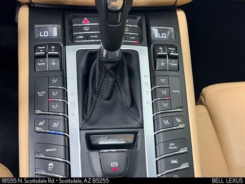 Used 2017 Porsche Macan S AWD/4WD image 28