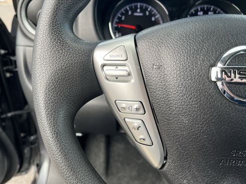 Used 2018 Nissan Versa SV image 16