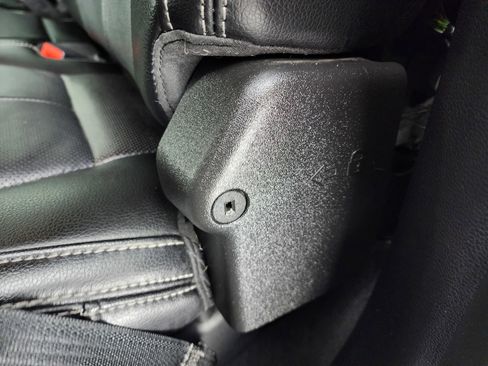 Used 2021 Ford F350 Lariat image 37