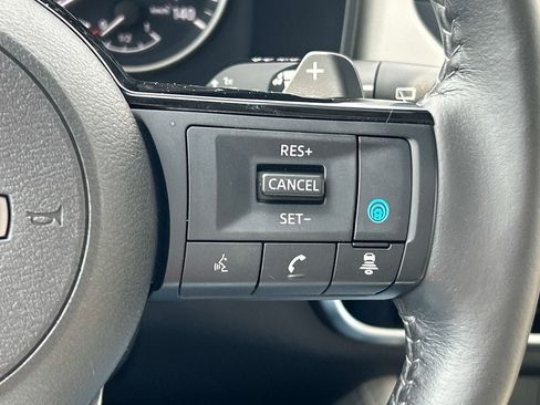 Used 2023 Nissan Rogue SL AWD/4WD image 24