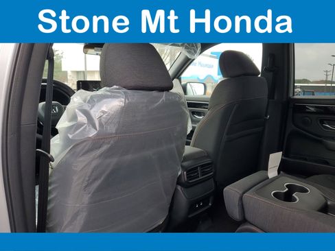 New 2026 Honda Pilot Sport image 11