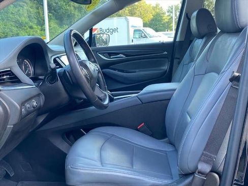 Used 2021 Buick Enclave Essence w/ LPO, Touring Package image 13