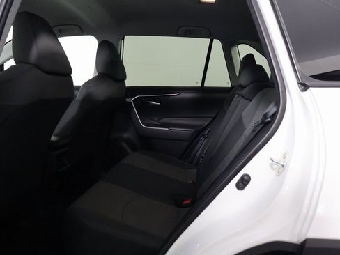 Used 2021 Toyota RAV4 XLE image 11
